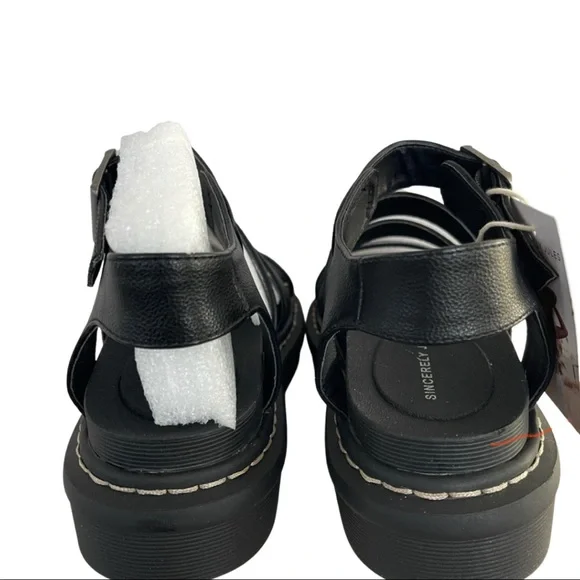 Black Platform Sandals - Picture 3 of 6